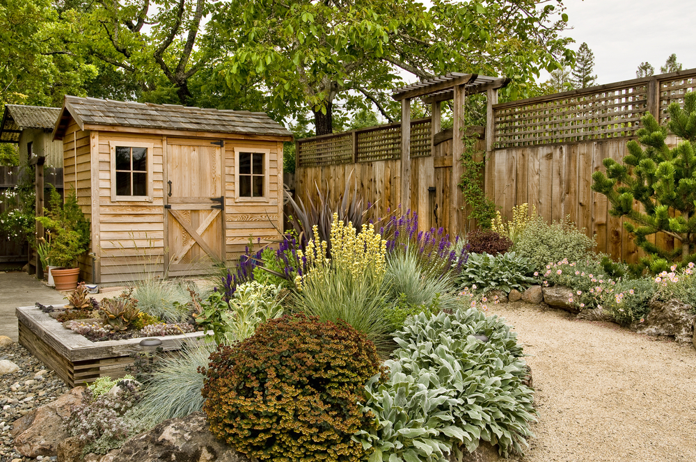 Three Tips To Make Your Small Yard Look Bigger Fivestar Landscaping